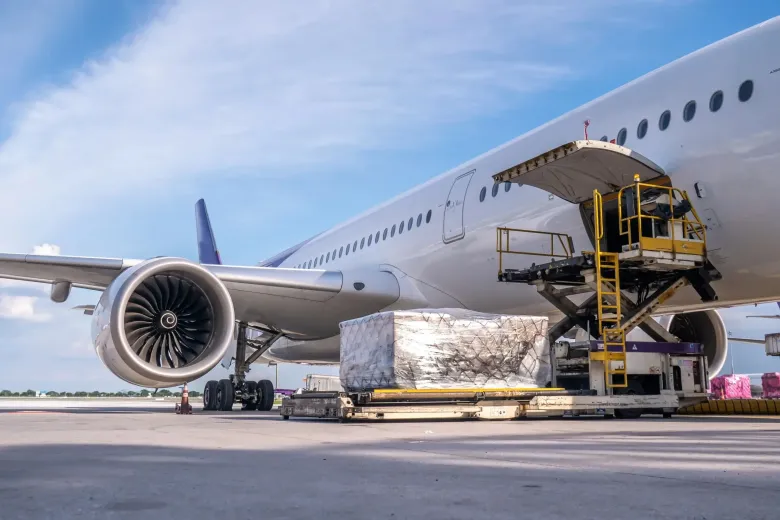 Air freight services by Falcon Cargo – fast and reliable international air cargo transport